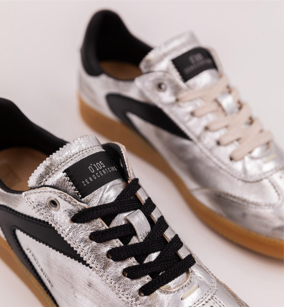 0-105 Nova Silver Black trainer