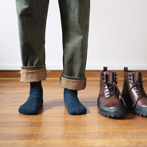 KLUE Navy wool and silk socks