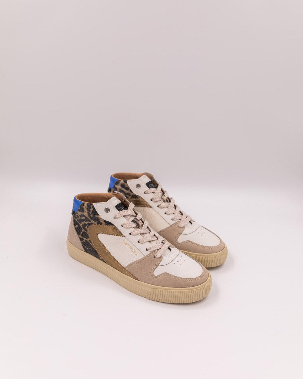 0-105 Jade Viviene leopard high top