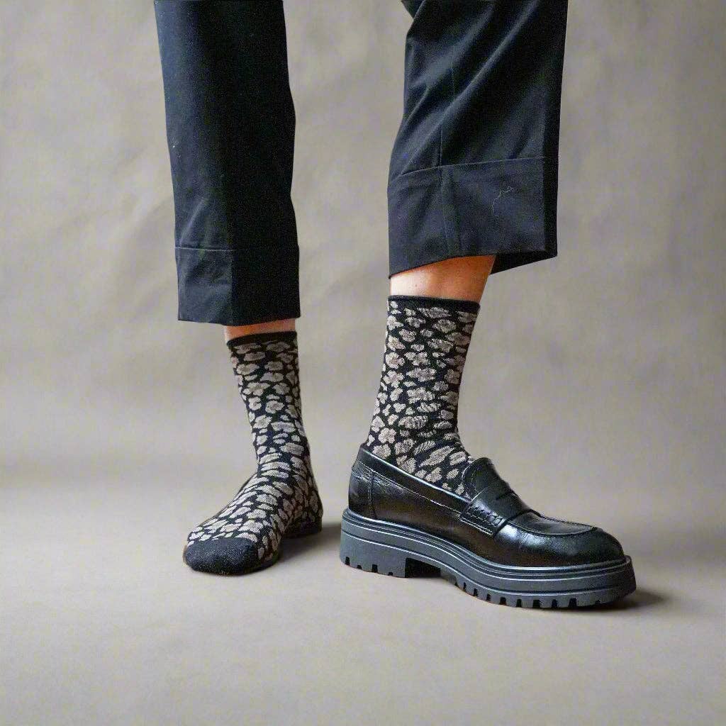 KLUE Glitter Leopard black socks