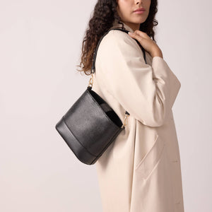 Marlon bucket bag in black lizard-embossed print
