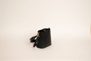 Marlon bucket bag in black lizard-embossed print