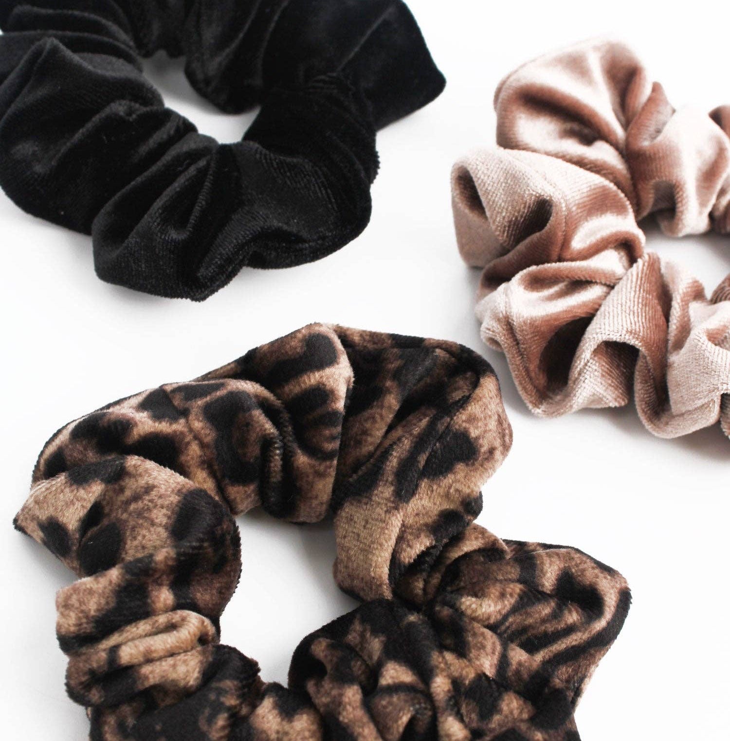 Leopard hair scrunchie 