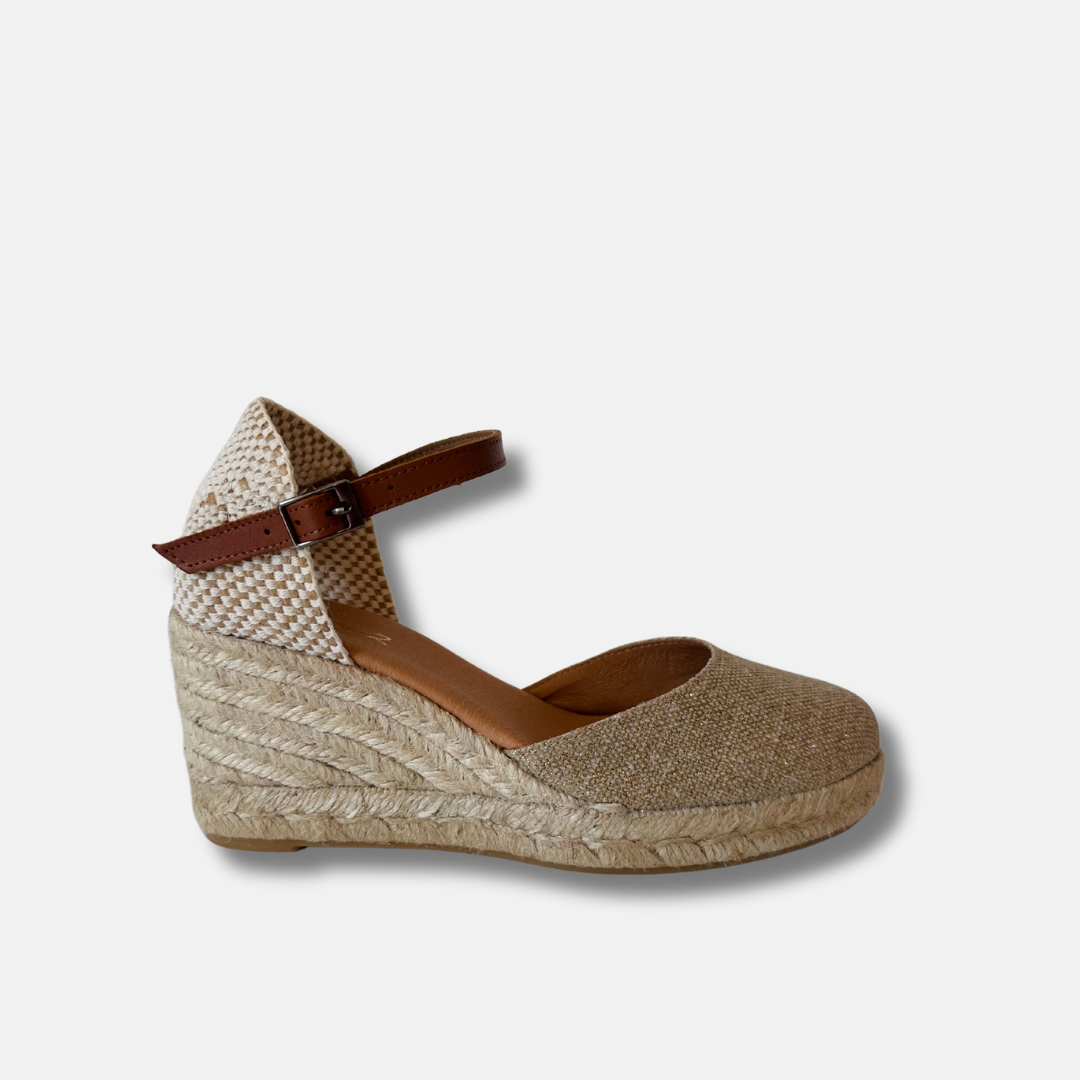espadrille heels closed toe