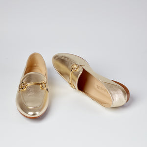 Annie Soft gold loafer