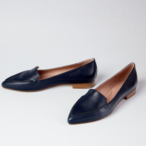 Jasmine pointy toe navy flats