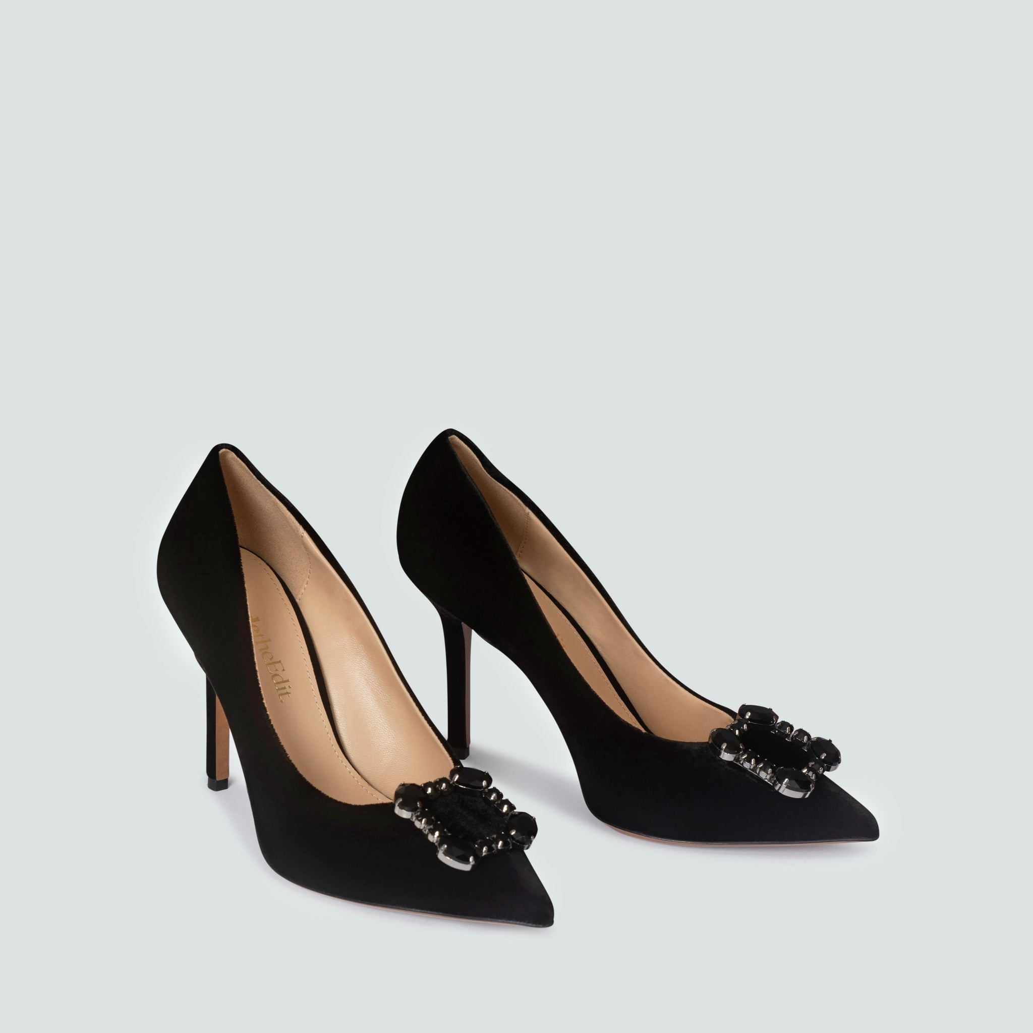 Arty Black velvet pump