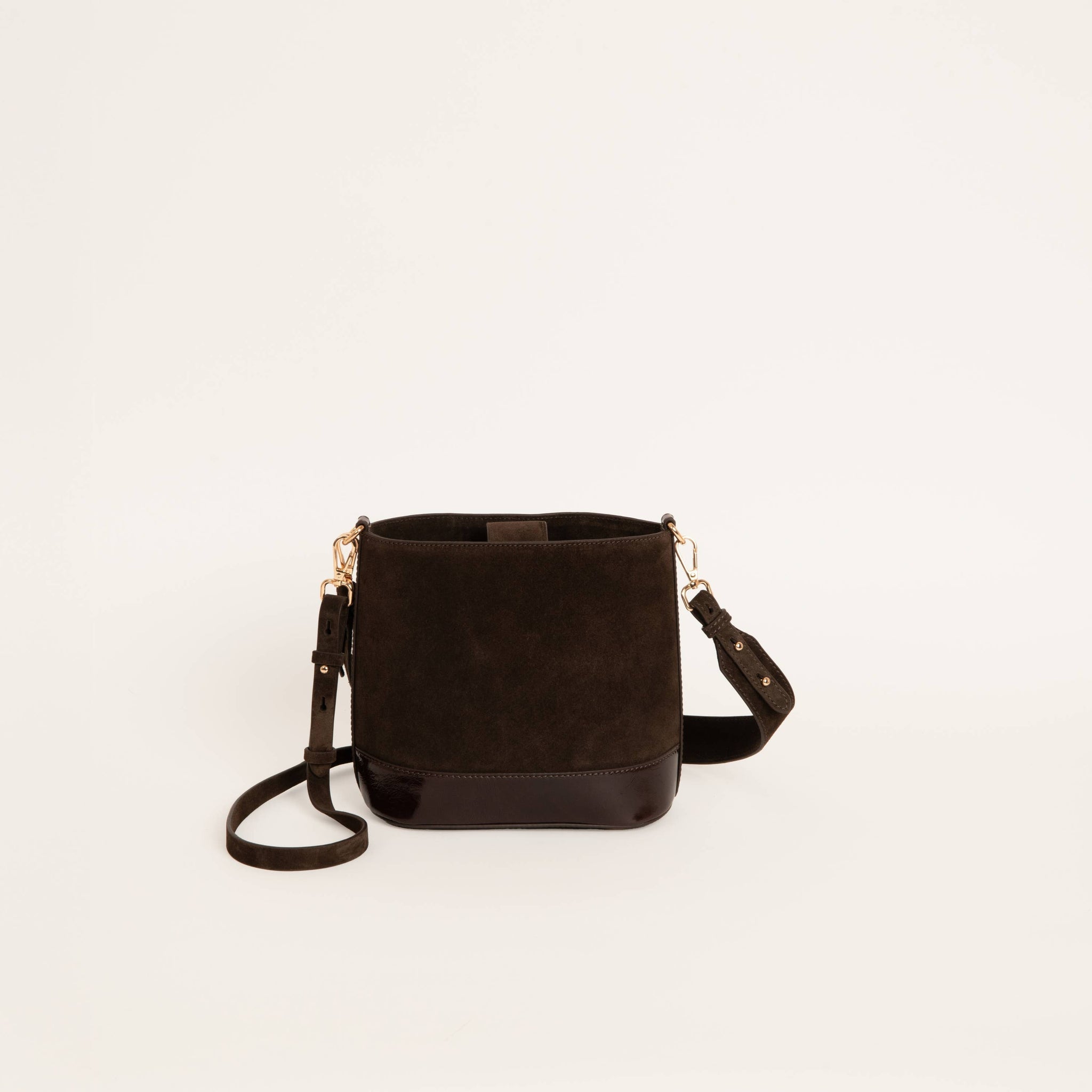 bucket bag
