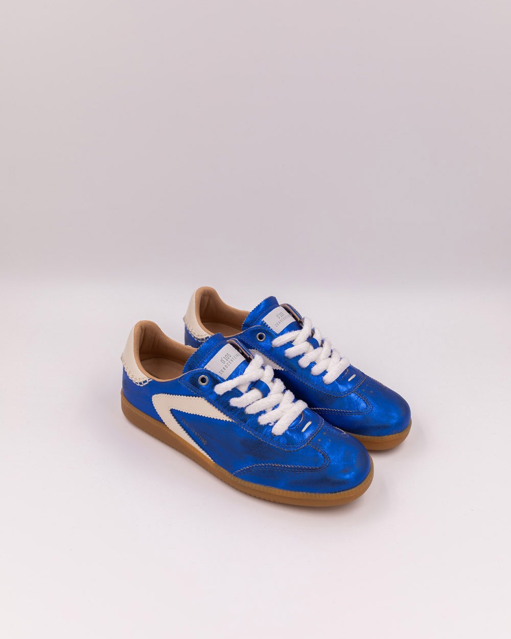 0-105 Nova Blue Metallic sneaker