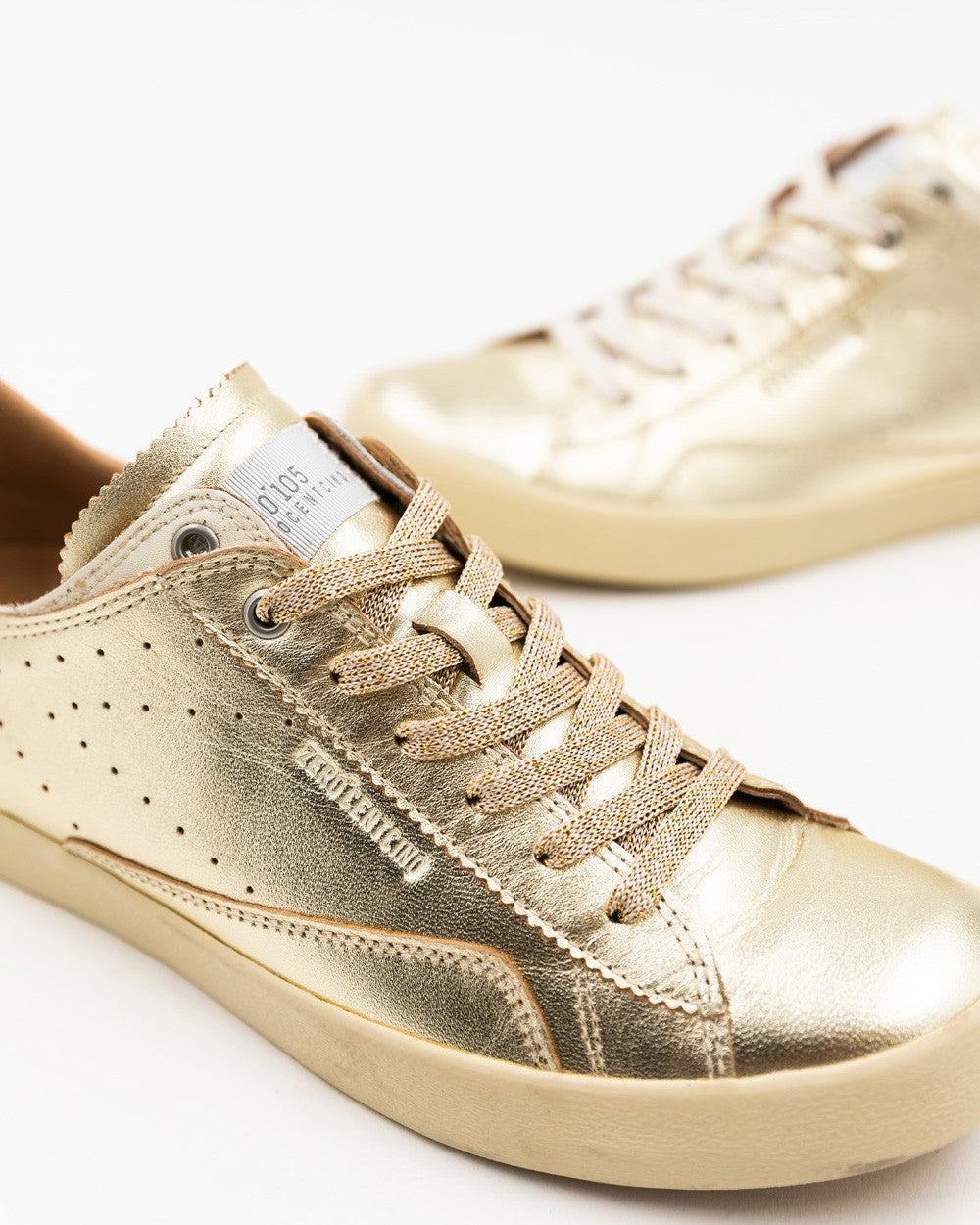 0-105 SC01 Full Gold sneaker